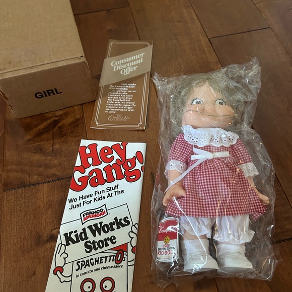 Campbells Other - 1988 Campbells Soup Doll - NWT